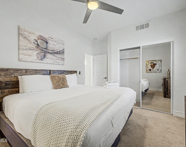 17237 N 52nd Street - Photo Thumbnail 22
