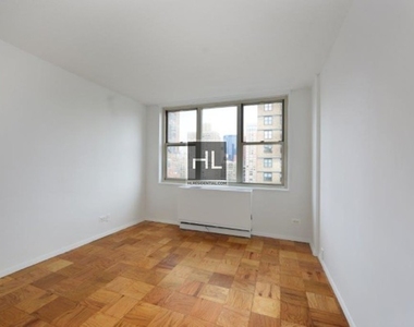 East 29th Street - Photo Thumbnail 2