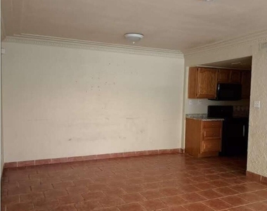 2664 N 43rd Avenue - Photo Thumbnail 12