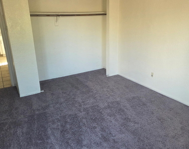 9618 N 5th Street - Photo Thumbnail 7