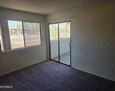9618 N 5th Street - Photo Thumbnail 8
