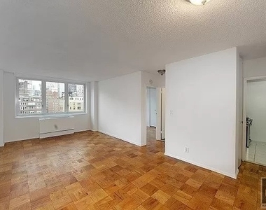 East 34 Street - Photo Thumbnail 1