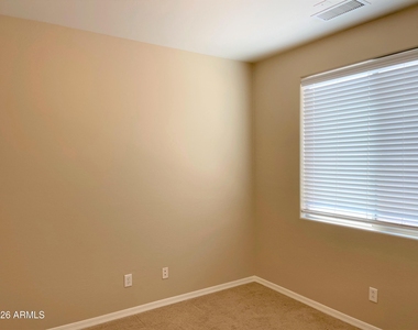 35131 N 34th Avenue - Photo Thumbnail 11