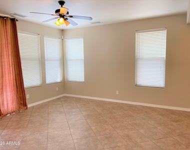 35131 N 34th Avenue - Photo Thumbnail 4