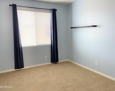 35131 N 34th Avenue - Photo Thumbnail 14