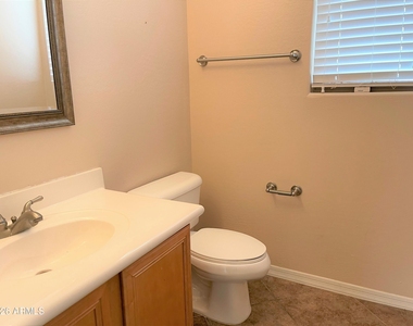 35131 N 34th Avenue - Photo Thumbnail 17