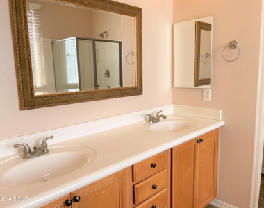 35131 N 34th Avenue - Photo Thumbnail 9