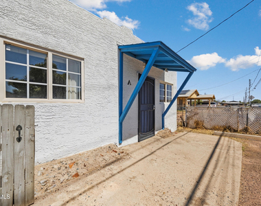 5206 W Ocotillo Road - Photo Thumbnail 1