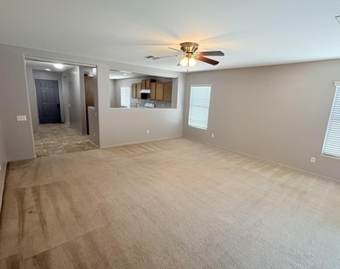 43845 W Arizona Avenue - Photo Thumbnail 16