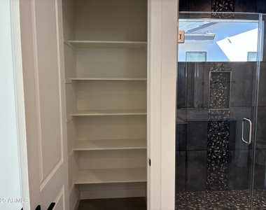 10862 N Brownsville Lane - Photo Thumbnail 25