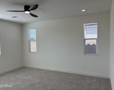 10862 N Brownsville Lane - Photo Thumbnail 16