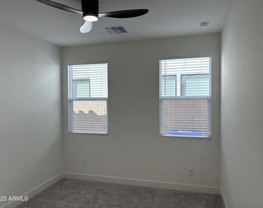 10862 N Brownsville Lane - Photo Thumbnail 27