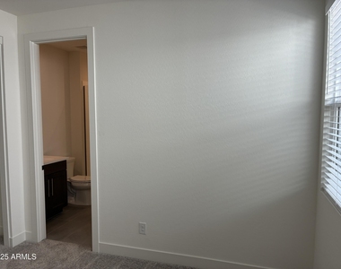10862 N Brownsville Lane - Photo Thumbnail 28