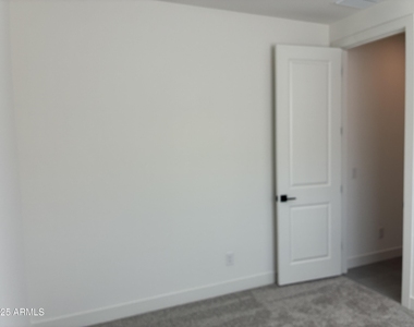 10862 N Brownsville Lane - Photo Thumbnail 34