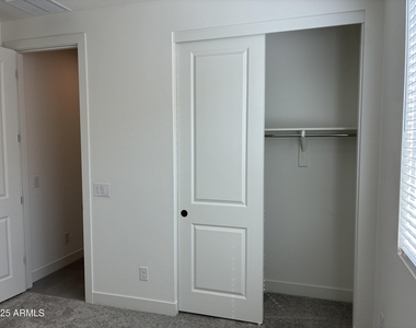 10862 N Brownsville Lane - Photo Thumbnail 35