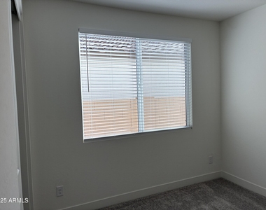 10862 N Brownsville Lane - Photo Thumbnail 33