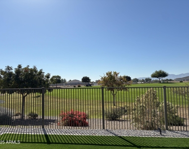 10862 N Brownsville Lane - Photo Thumbnail 2
