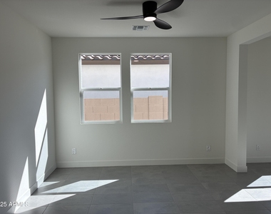 10862 N Brownsville Lane - Photo Thumbnail 5