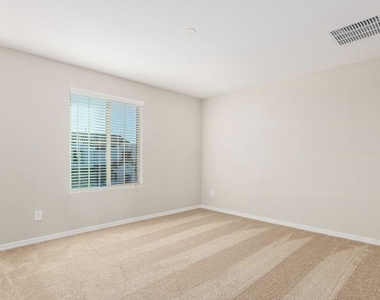 19754 W Palo Verde Drive - Photo Thumbnail 25