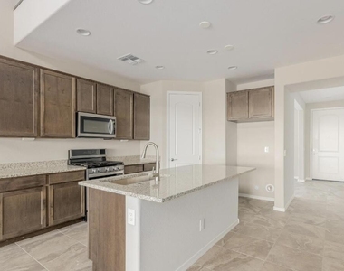 19754 W Palo Verde Drive - Photo Thumbnail 13