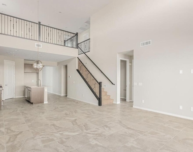 19754 W Palo Verde Drive - Photo Thumbnail 12