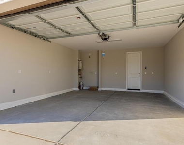 19754 W Palo Verde Drive - Photo Thumbnail 30