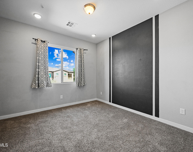 250 W Queen Creek Road - Photo Thumbnail 5