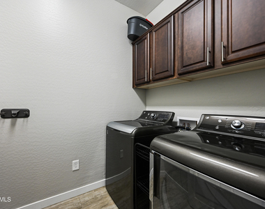 250 W Queen Creek Road - Photo Thumbnail 23
