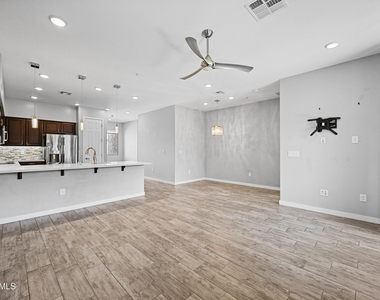 250 W Queen Creek Road - Photo Thumbnail 9