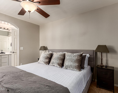 22075 N 103rd Lane - Photo Thumbnail 18