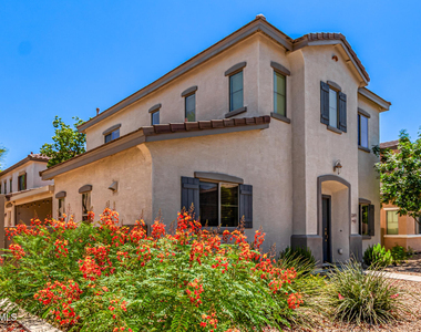 22075 N 103rd Lane - Photo Thumbnail 5