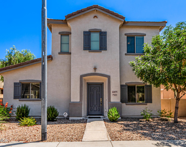 22075 N 103rd Lane - Photo Thumbnail 1