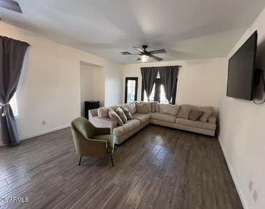 2527 N Silverado -- - Photo Thumbnail 4