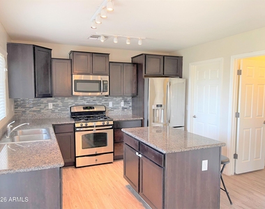7826 S Peppertree Drive - Photo Thumbnail 7
