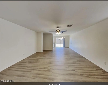 42366 W Bunker Drive - Photo Thumbnail 1
