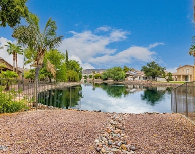6230 W Irma Lane - Photo Thumbnail 8