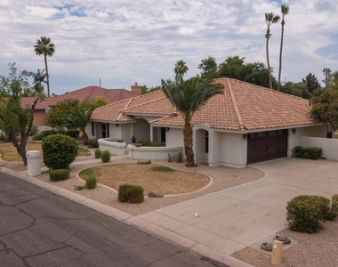 719 E Fairway Drive - Photo Thumbnail 42