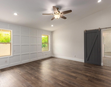 719 E Fairway Drive - Photo Thumbnail 22