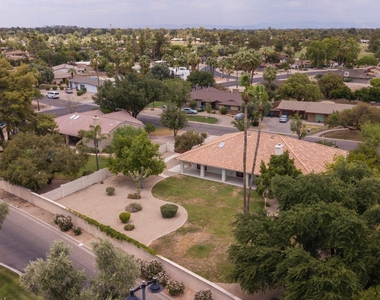 719 E Fairway Drive - Photo Thumbnail 46