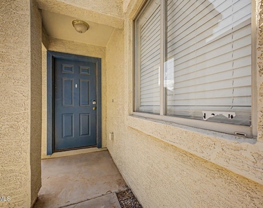 2159 W Pinkley Avenue - Photo Thumbnail 3