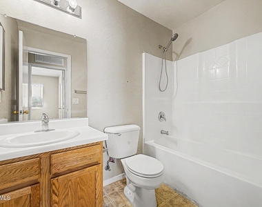 2159 W Pinkley Avenue - Photo Thumbnail 23