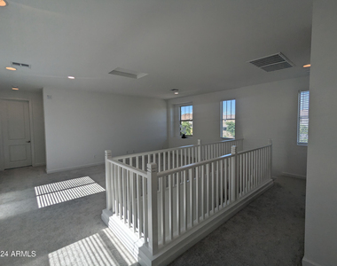 2207 W Paso Trail - Photo Thumbnail 20