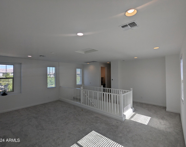 2207 W Paso Trail - Photo Thumbnail 21