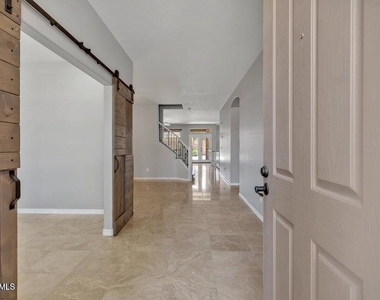 2717 E Teakwood Place - Photo Thumbnail 20