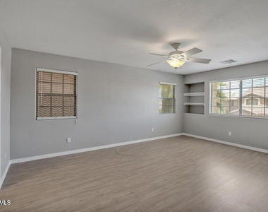 2717 E Teakwood Place - Photo Thumbnail 29