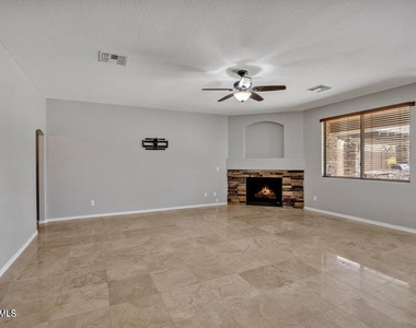 2717 E Teakwood Place - Photo Thumbnail 12
