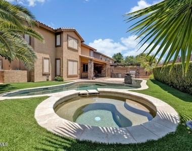 2717 E Teakwood Place - Photo Thumbnail 42