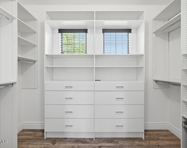 16809 W Magnolia Street - Photo Thumbnail 9