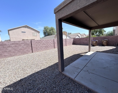 3174 W Carlos Lane - Photo Thumbnail 23