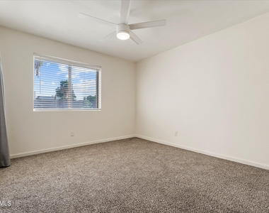 1065 W 1st Street - Photo Thumbnail 7